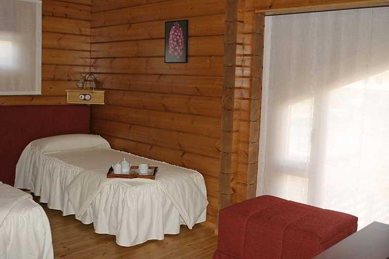 Hotel Somlom - Eco Friendly Montseny Sant Esteve De Palautordera ภายนอก รูปภาพ